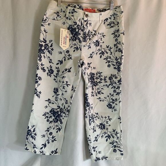 Comfort Denim Women’s Capris New Size 12 Summer Spring Comfort Casual Retail $40 - Picture 3 of 13